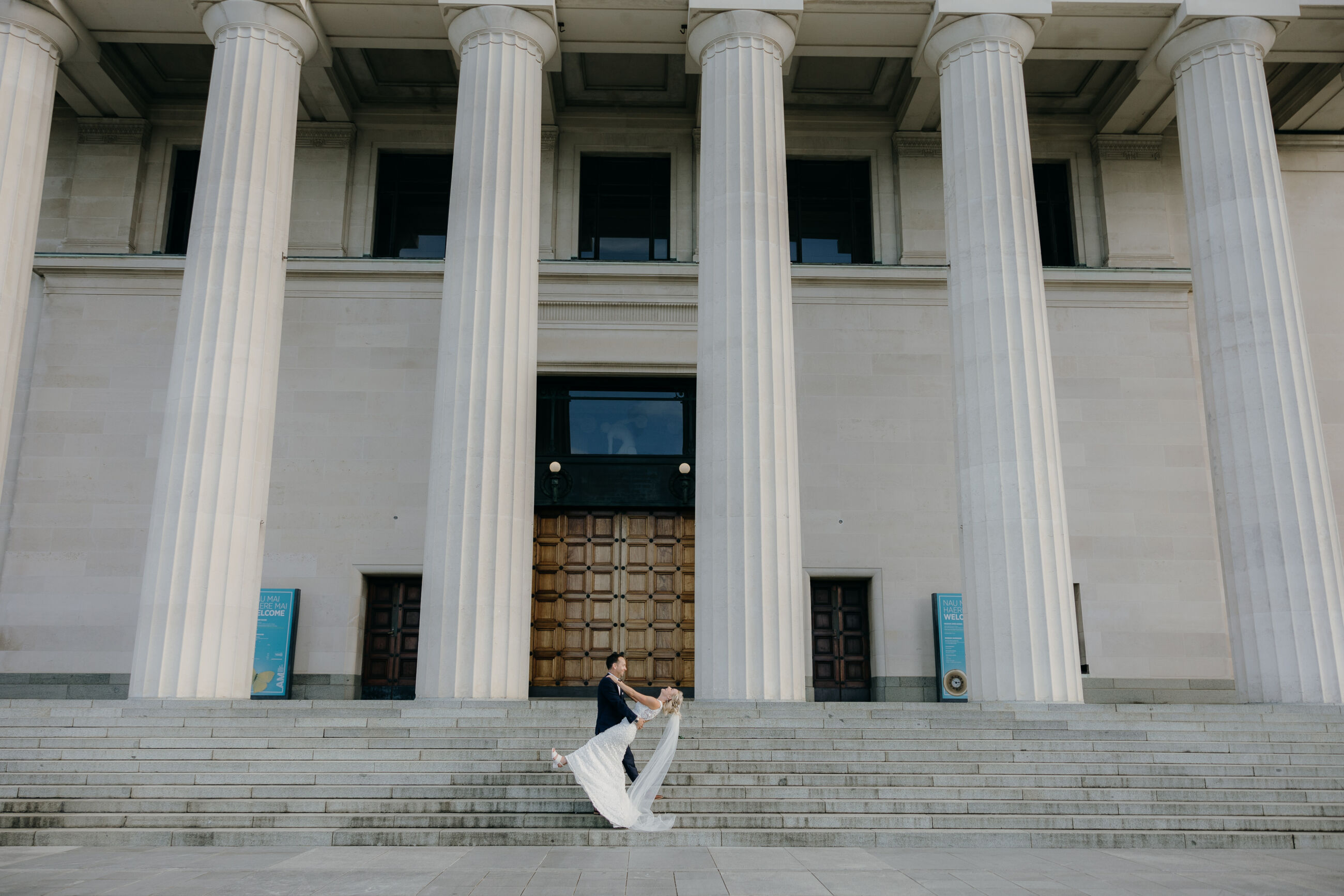 Auckland Museum Wedding Photo
